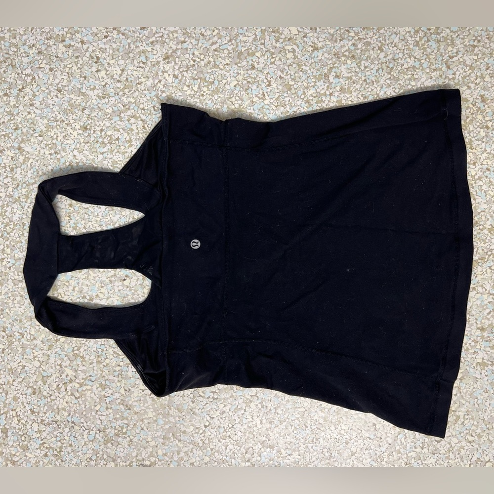 Lululemon scoop neck tank size 10